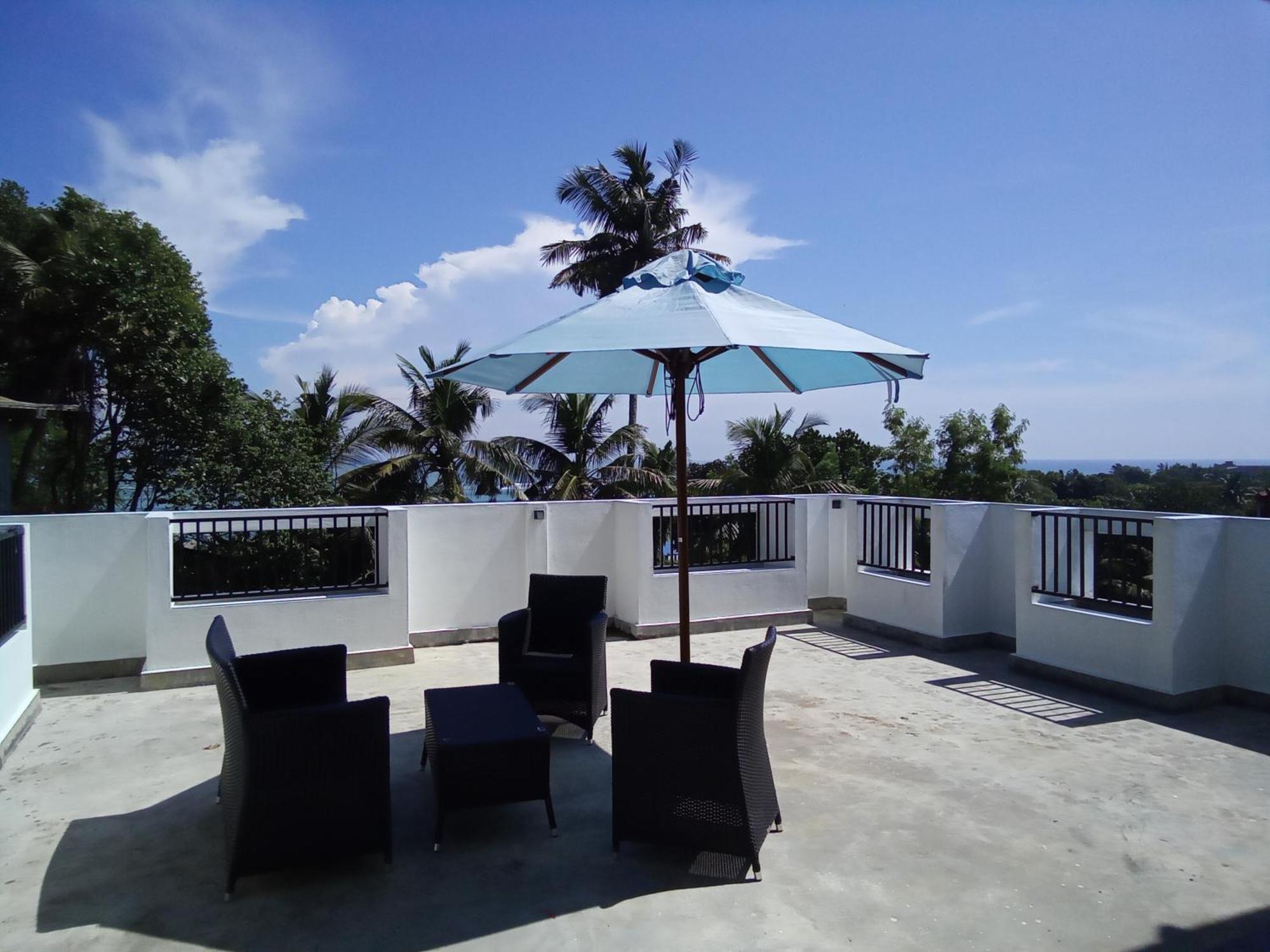 The Moose Weligama Bed & Breakfast Ngoại thất bức ảnh