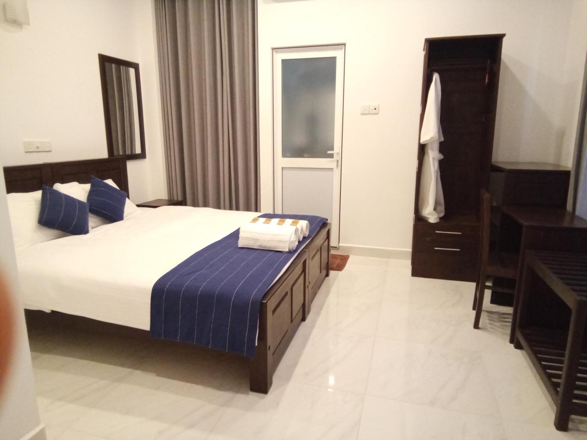 The Moose Weligama Bed & Breakfast Ngoại thất bức ảnh